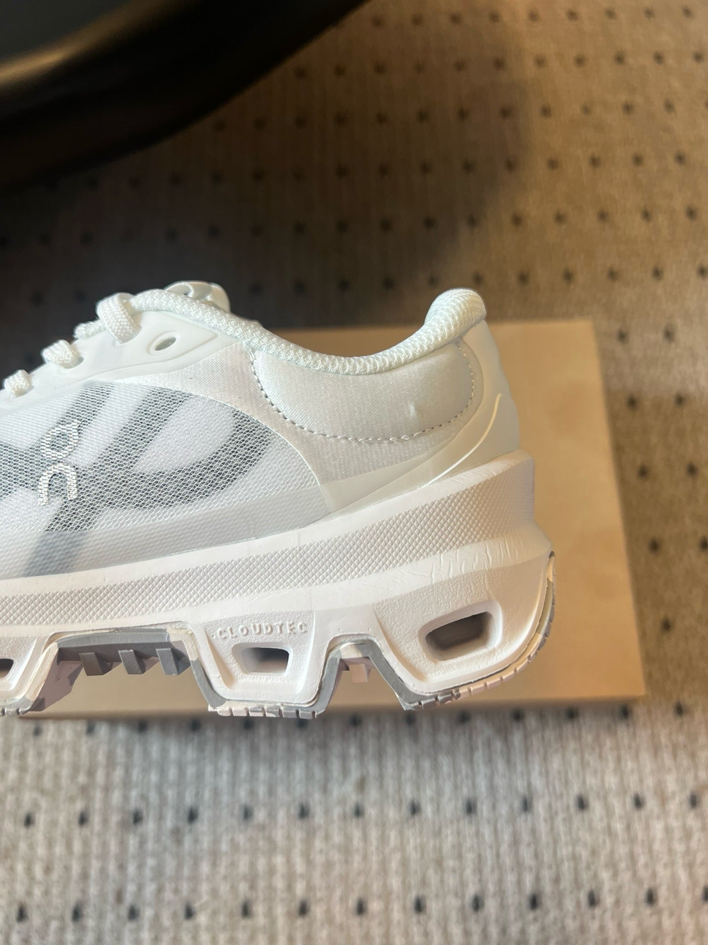 LOEW CLOUDLIT SNEAKER