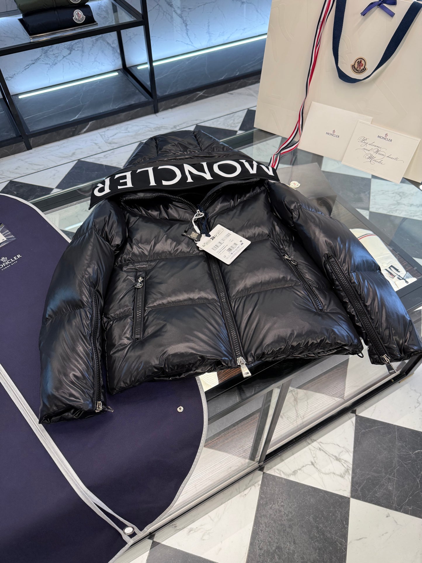 MONC HUPPE JACKET
