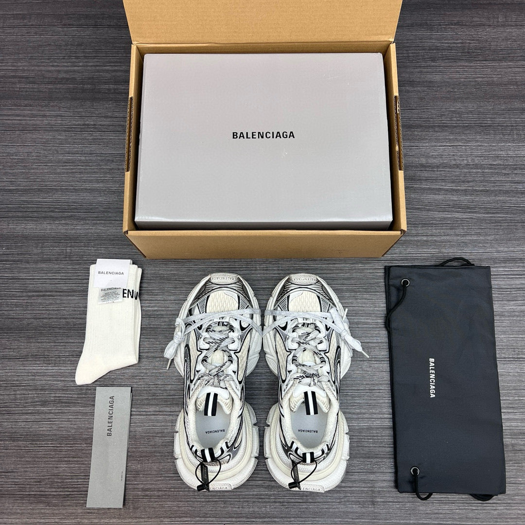 BAL 3XL TRAINERS