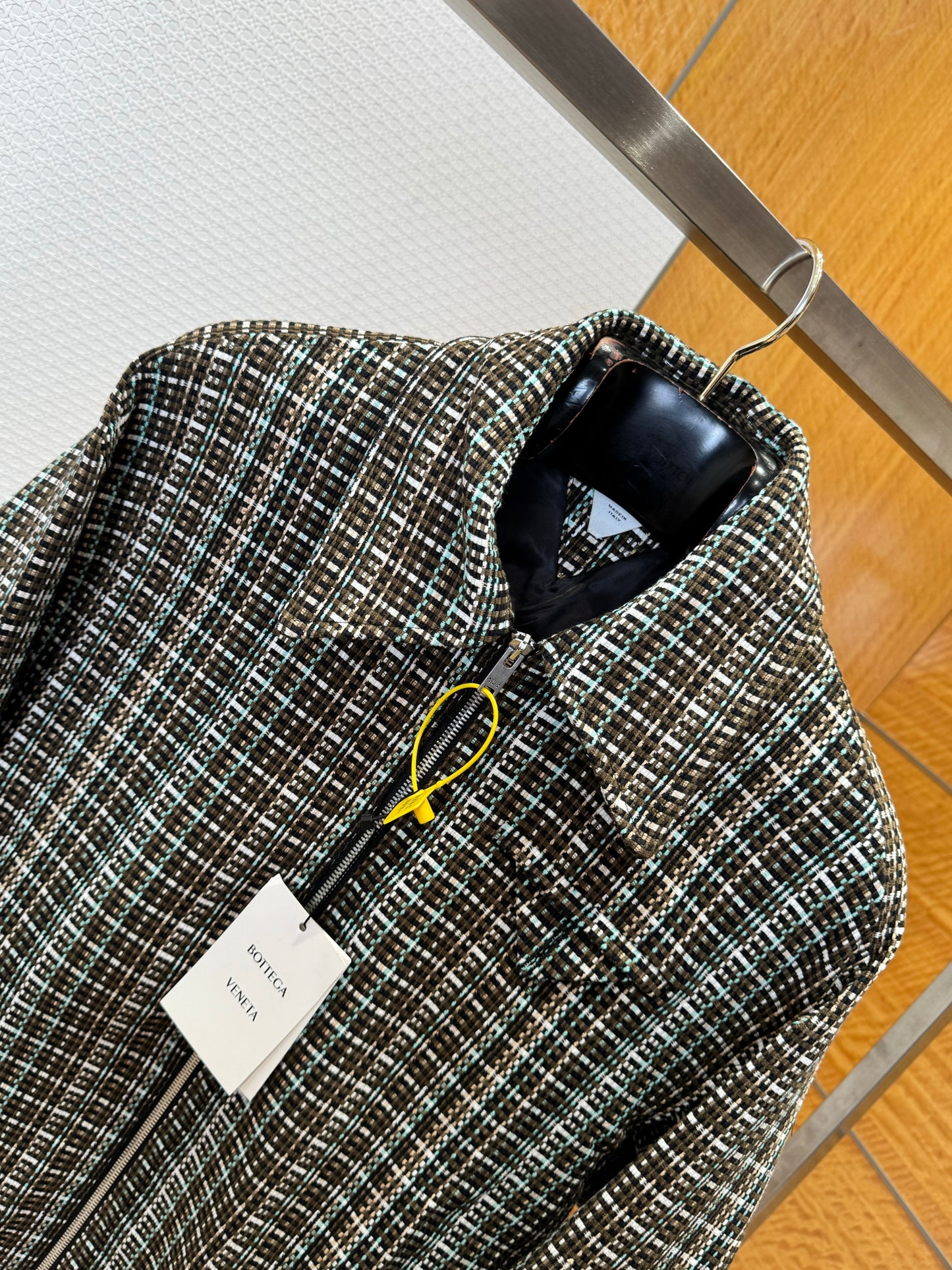 BOTT V JACKET