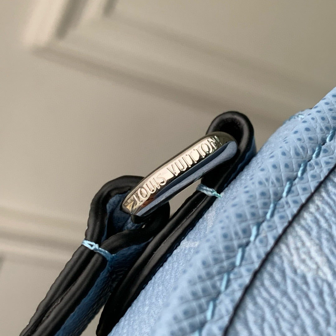 LOU PULSE WEARABLE WALLET