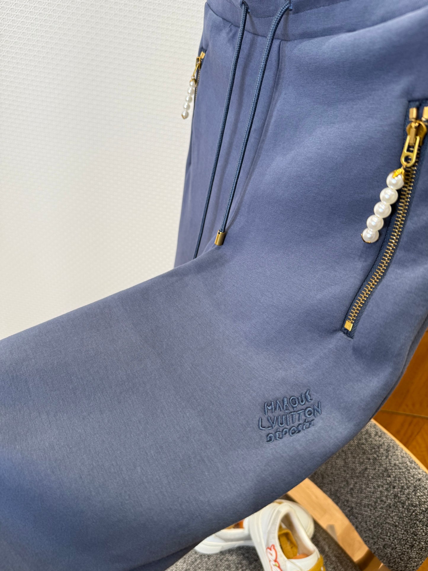 LOU JOGGERS