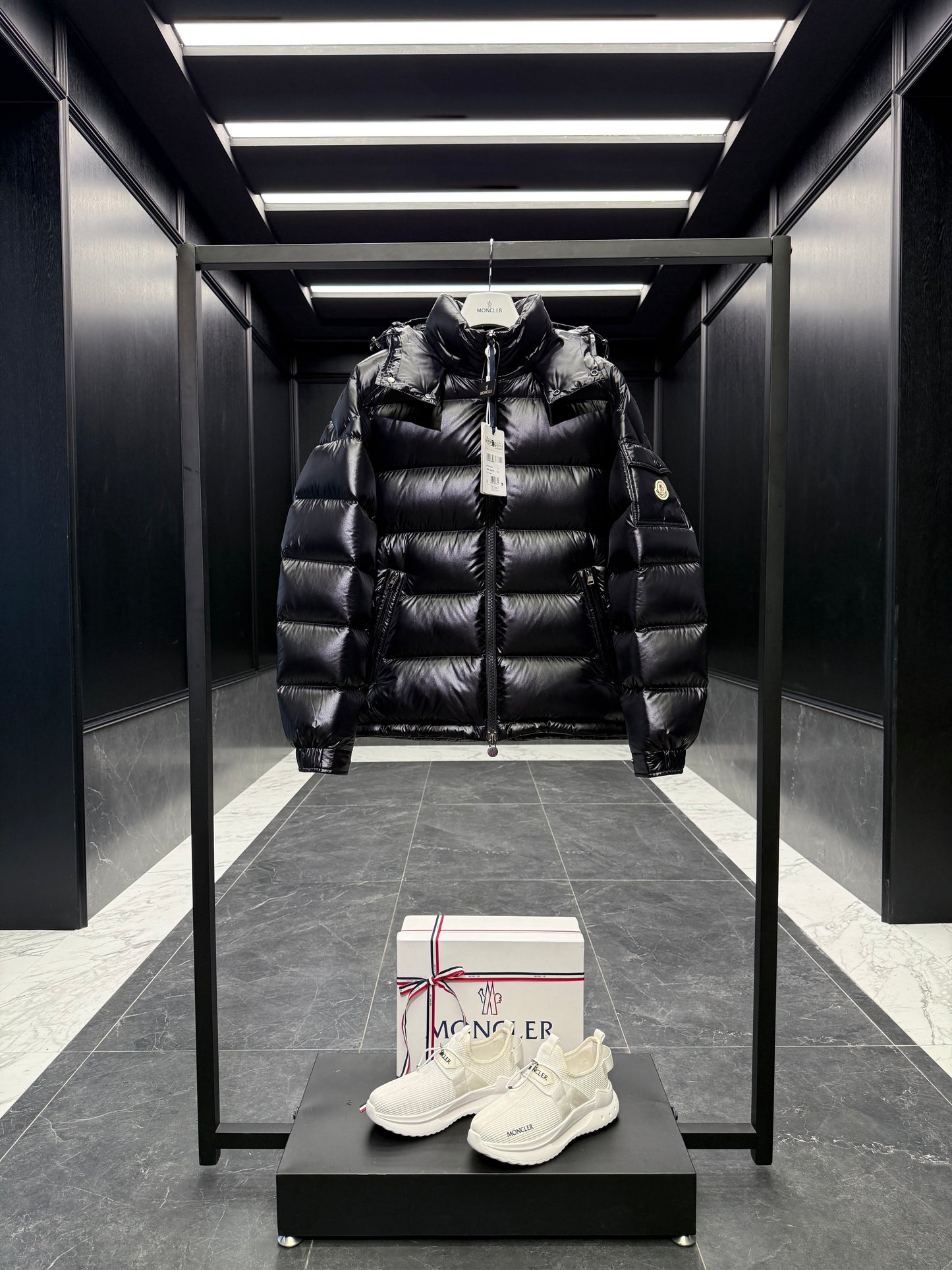 MONC MAYA JACKET