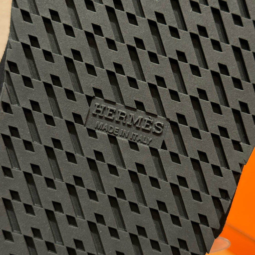 HERM CHYPRE SANDALS