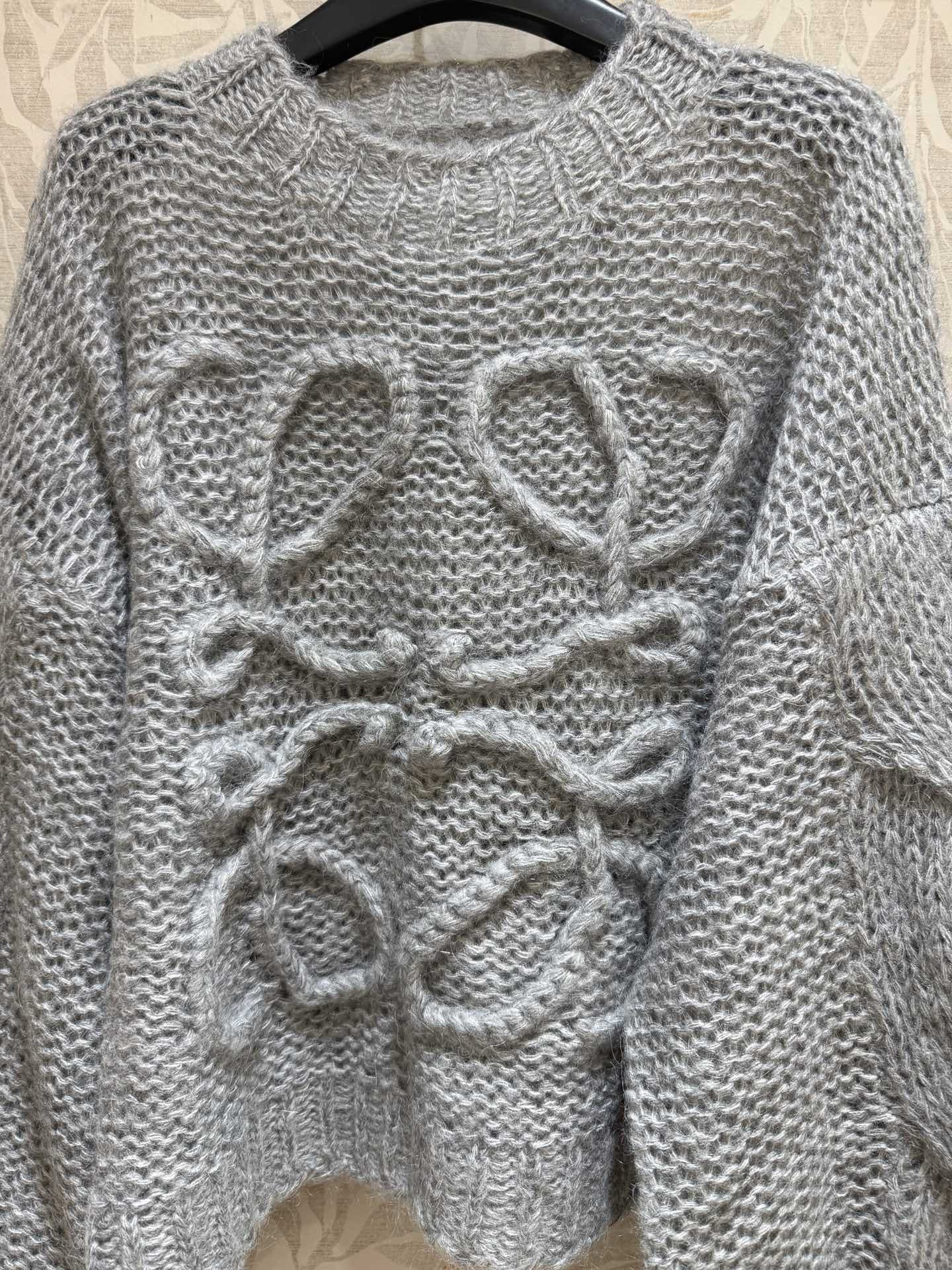 LOEW JUMPER