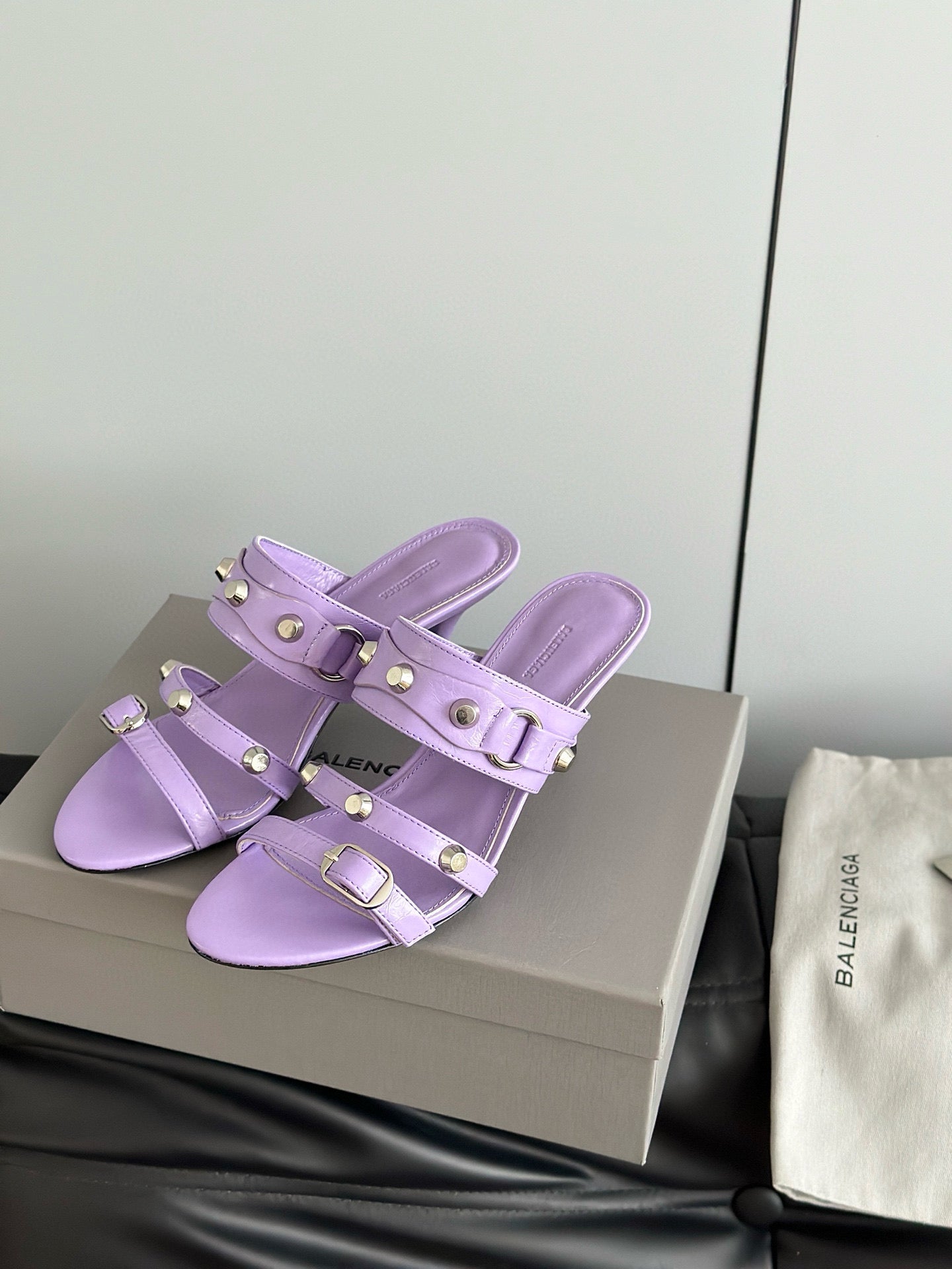 BAL HEELS