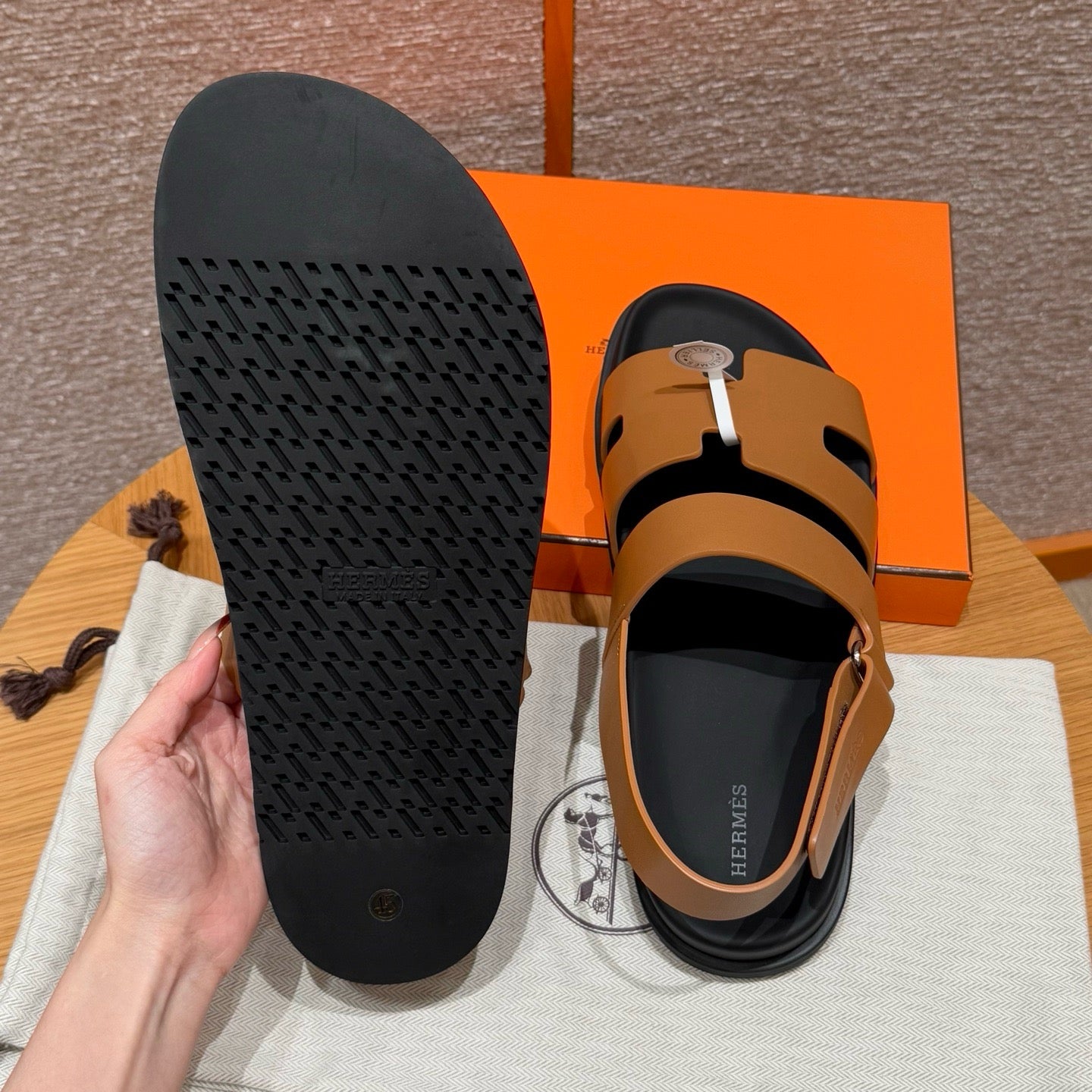 HERM GENIUS SANDALS