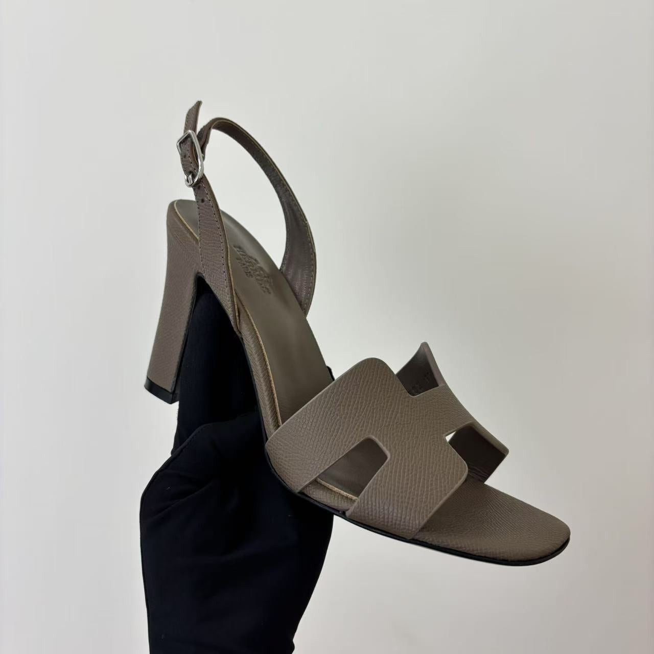 HERM HEELED SANDALS