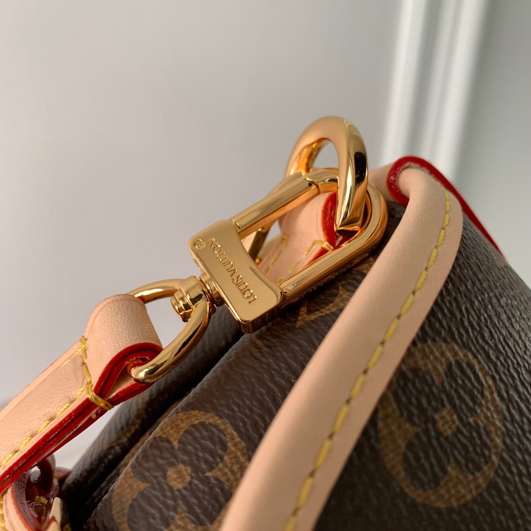 LOU SAUMUR BB BAG