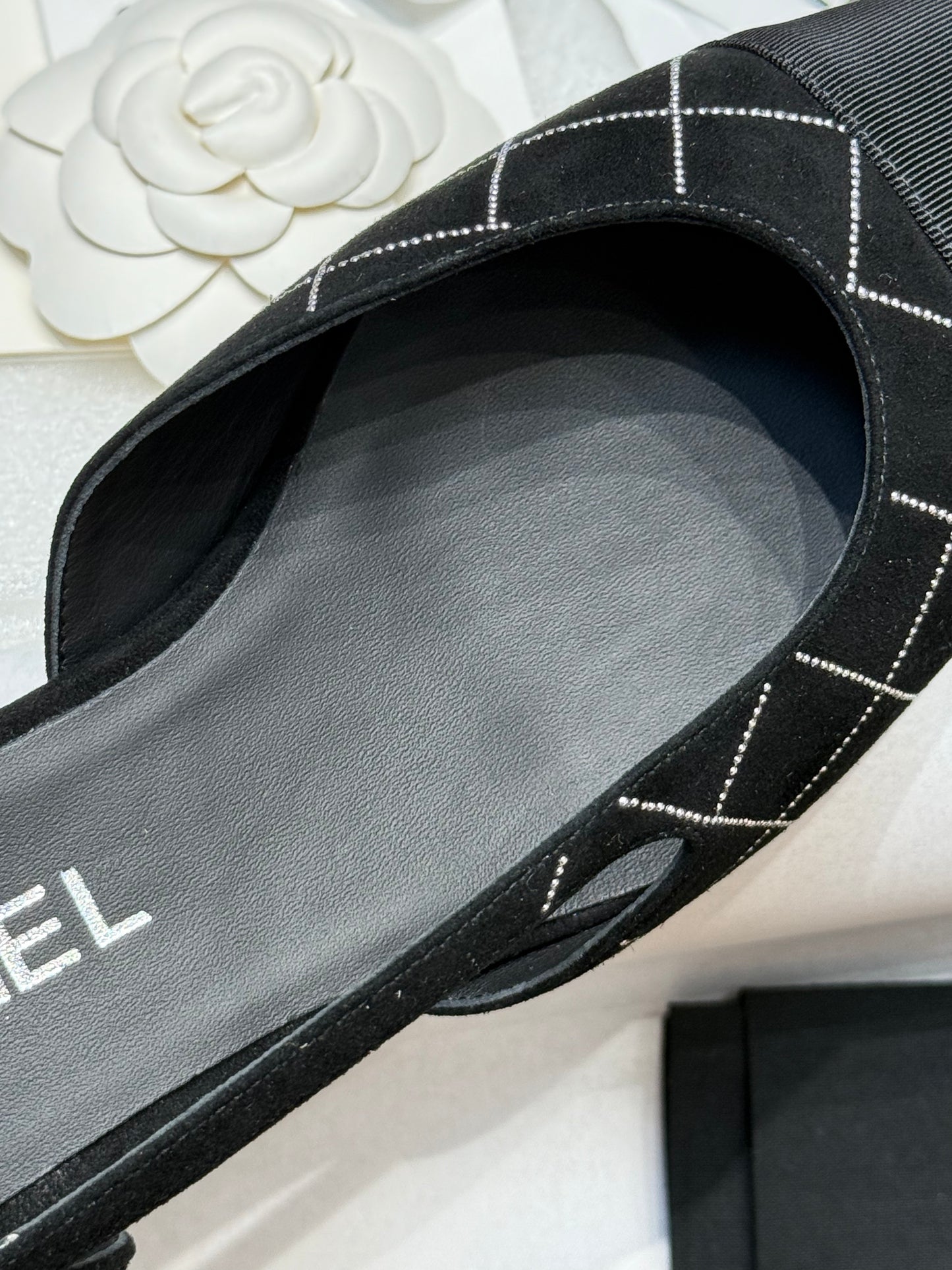 CC SLINGBACK PUMPS
