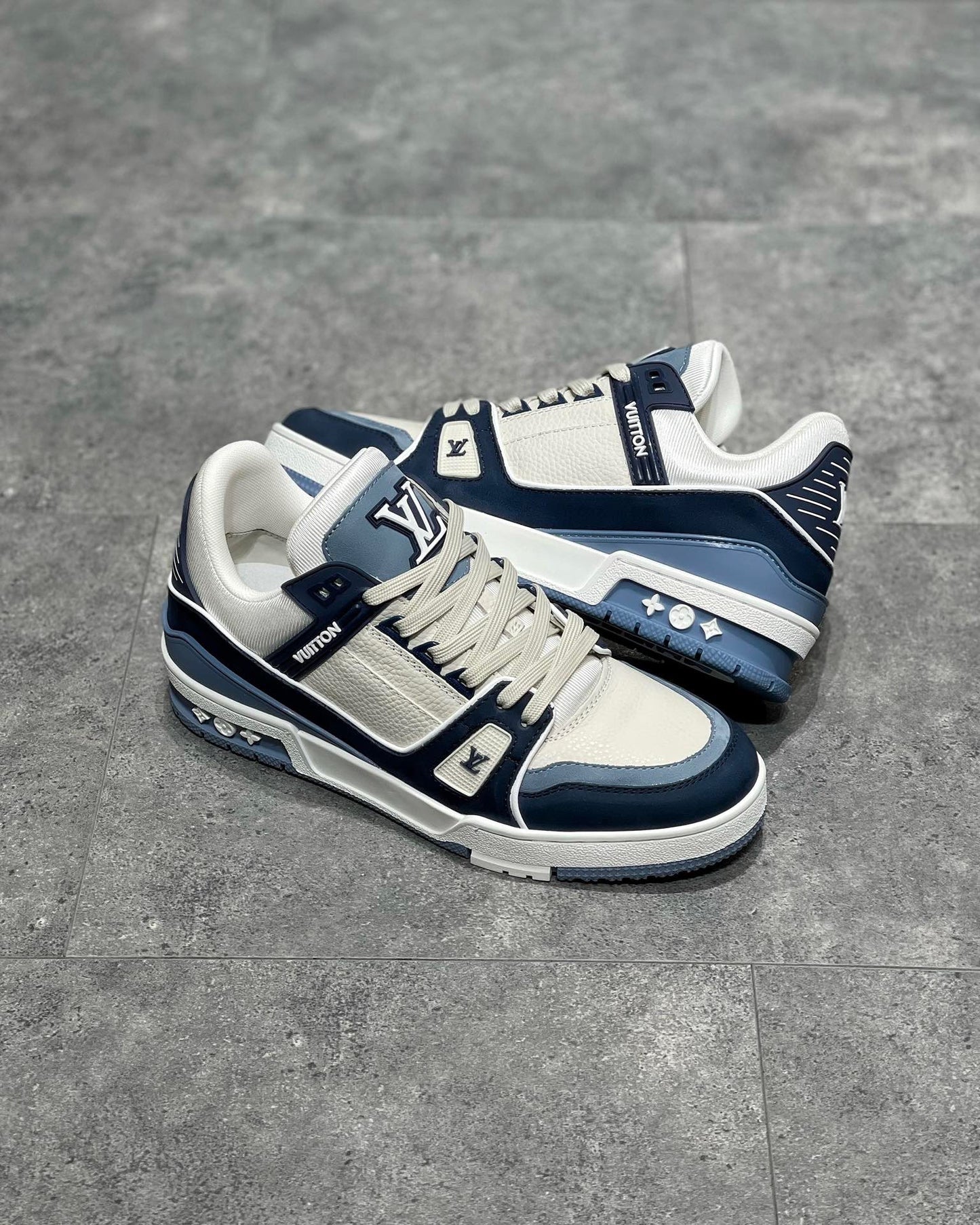 LOU TRAINERS
