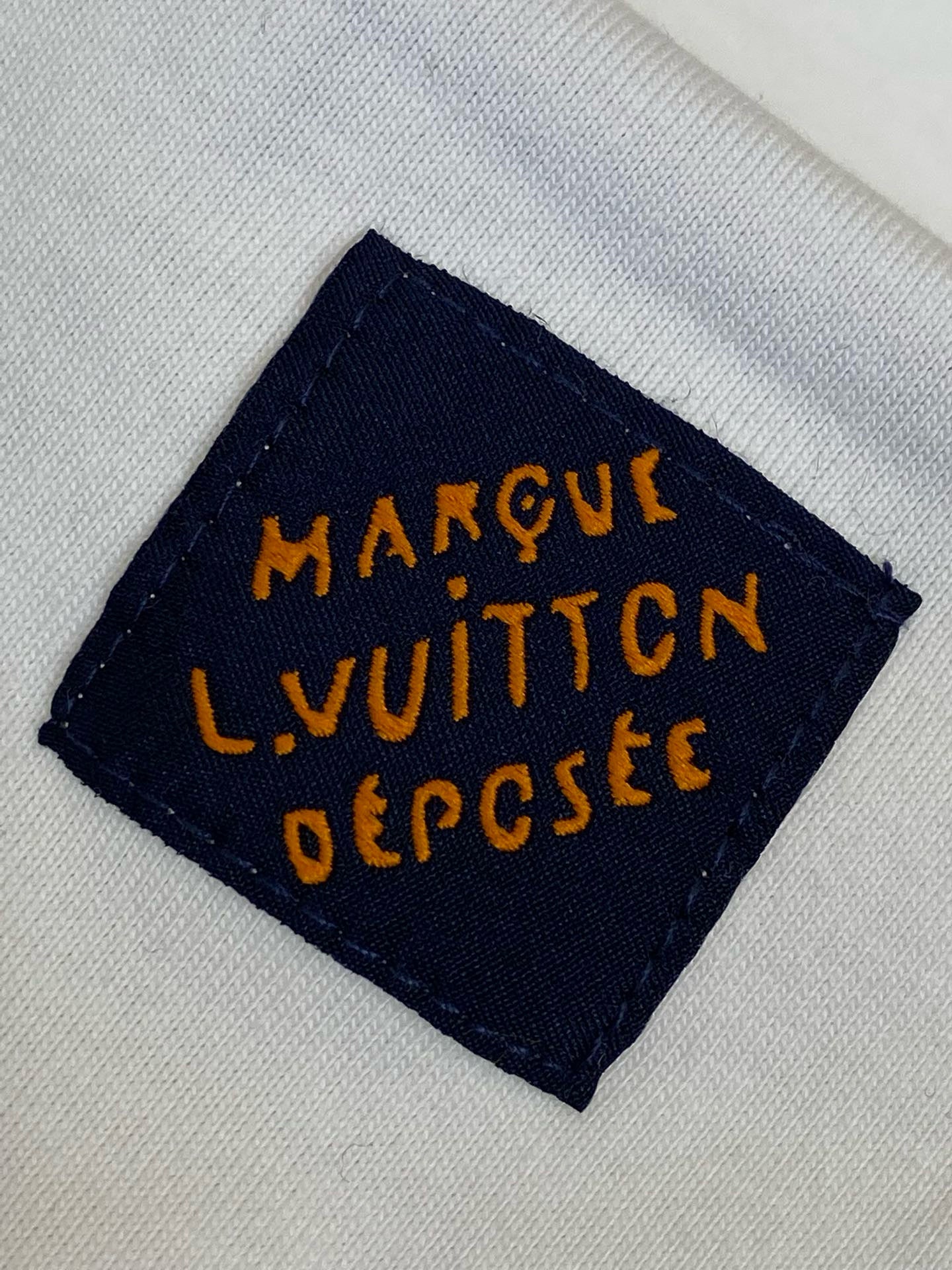 LOU T-SHIRT