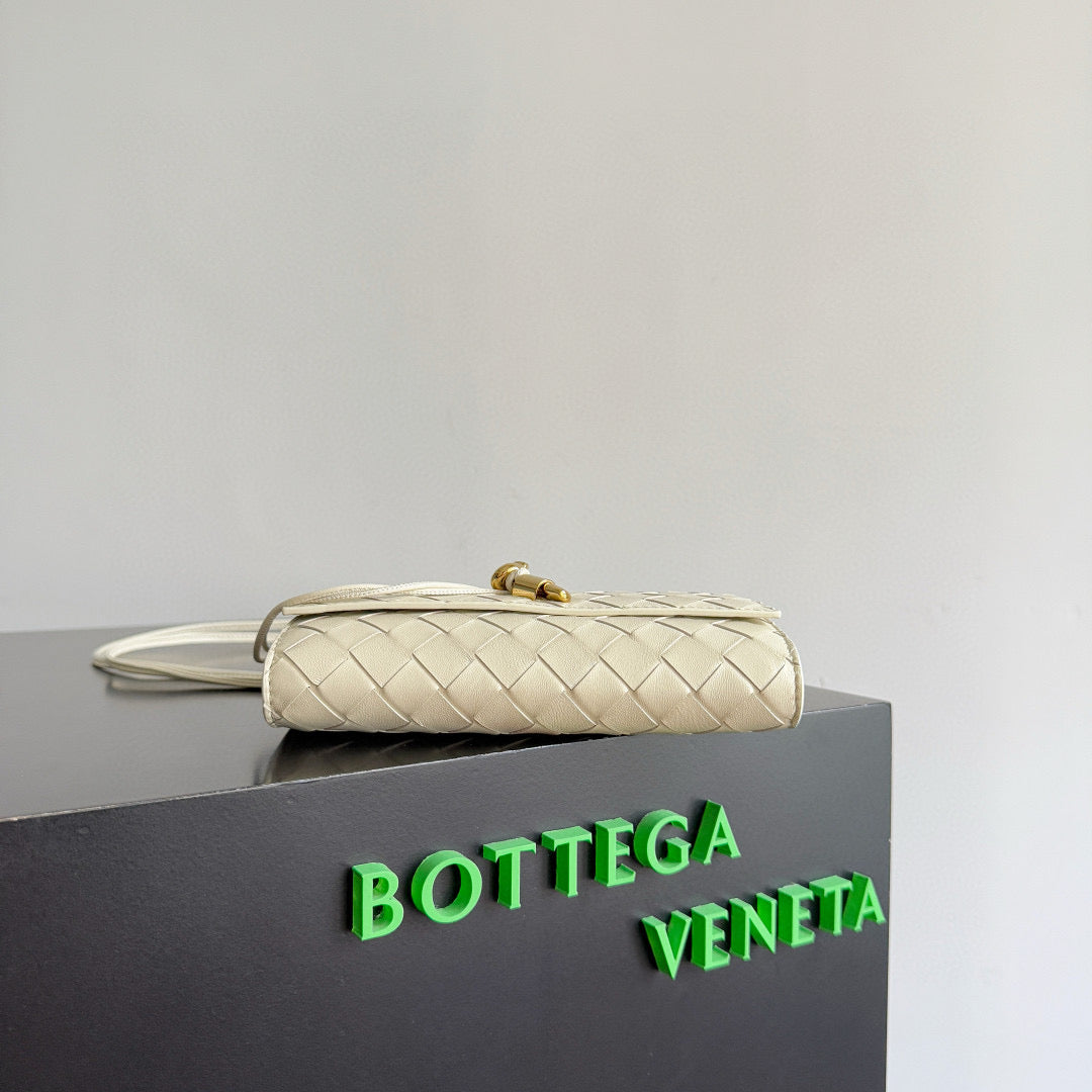 BOTT V ANDIAMO POUCH