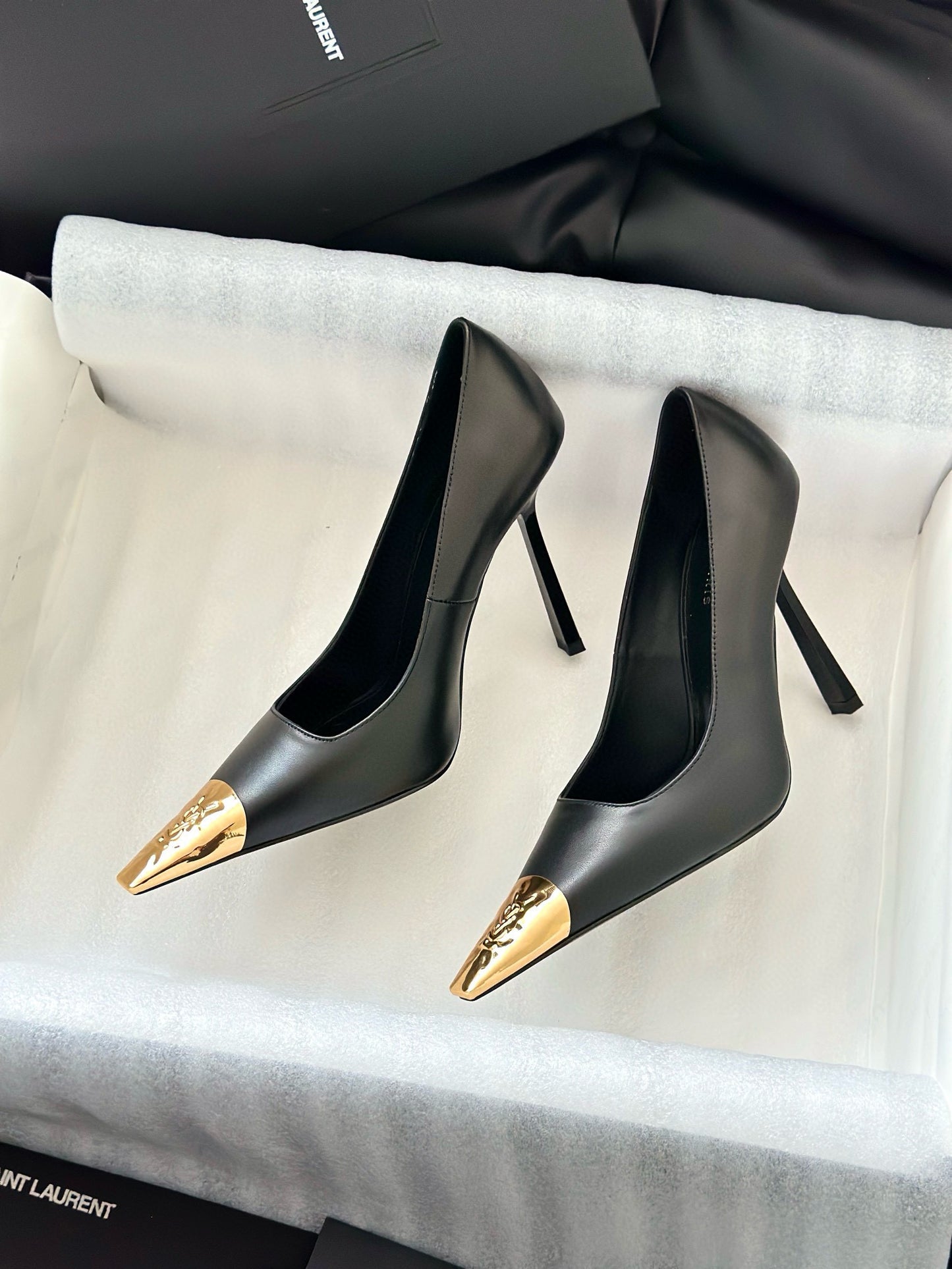 SL HEELS