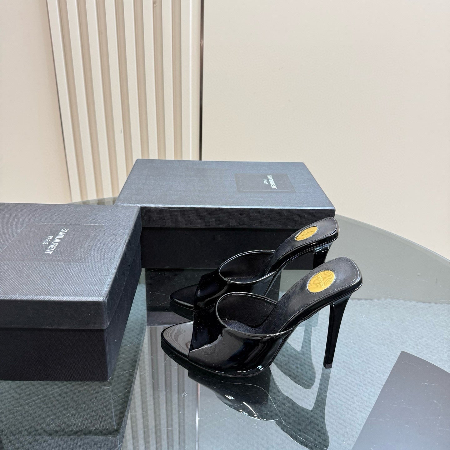 SL HEELS