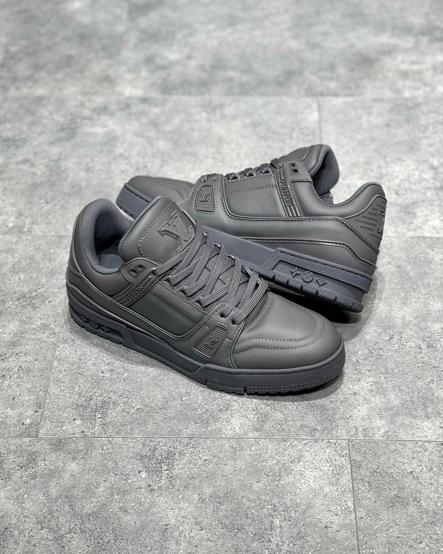 LOU TRAINERS
