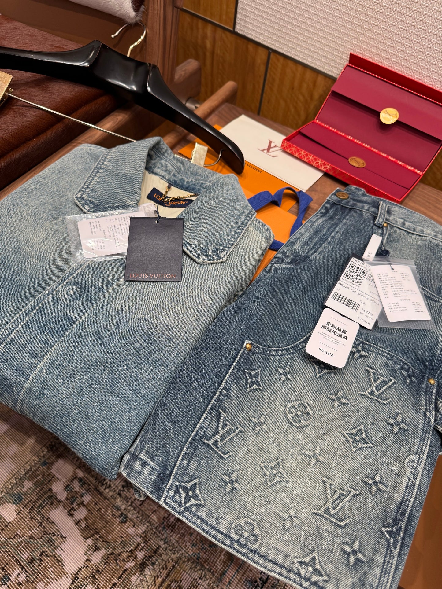 LOU DENIM SHORTS