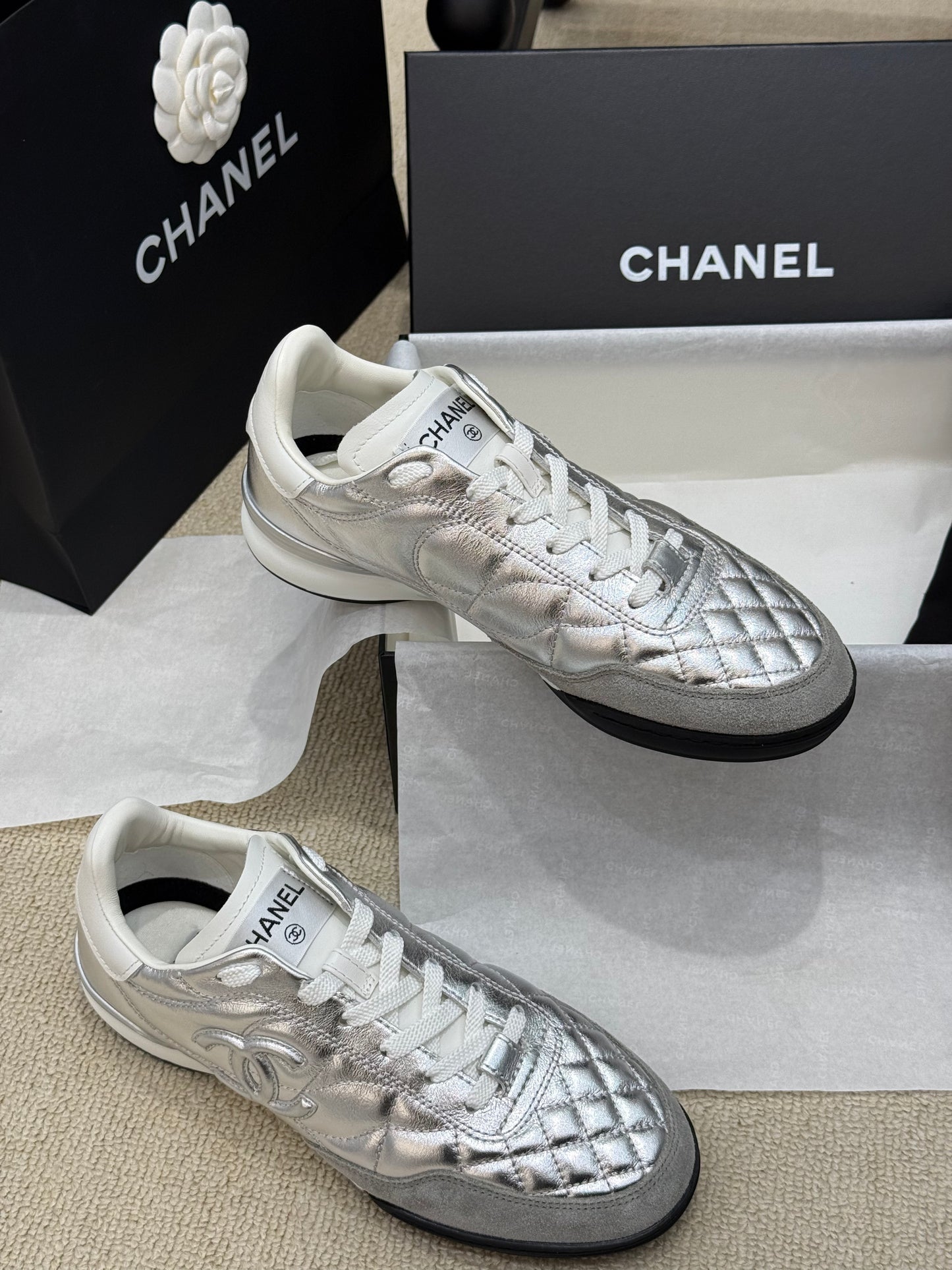 CC SNEAKER