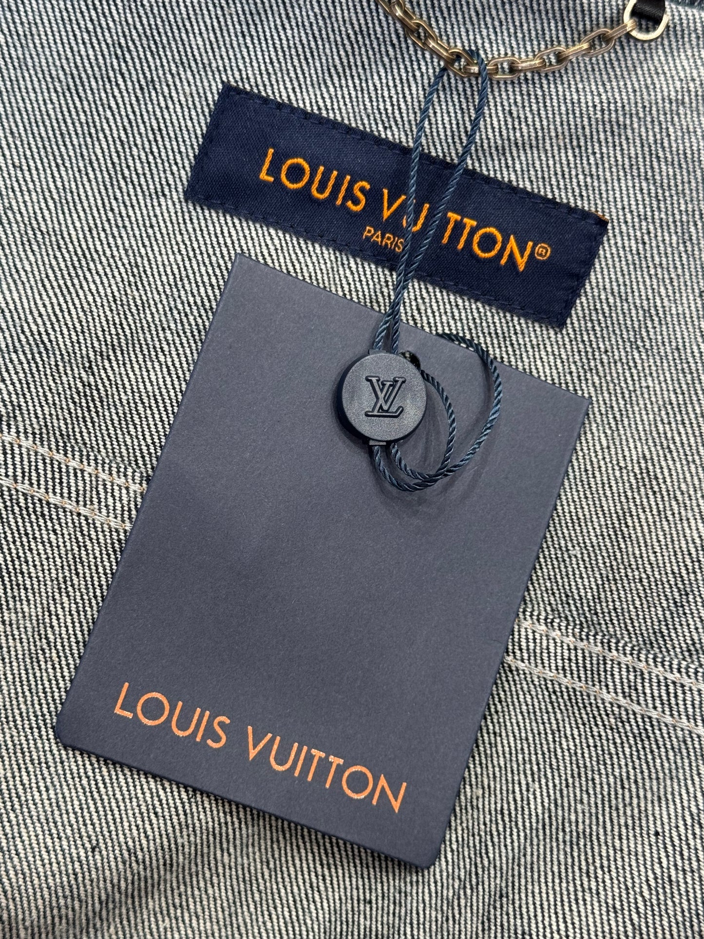 LOU SHIRT