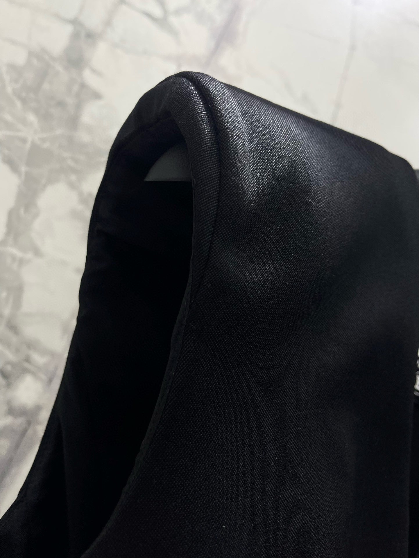 BALM VEST