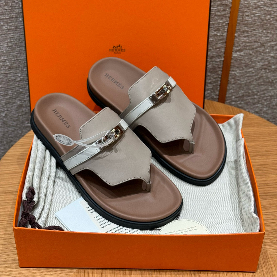 HERM EMPIRE SANDALS