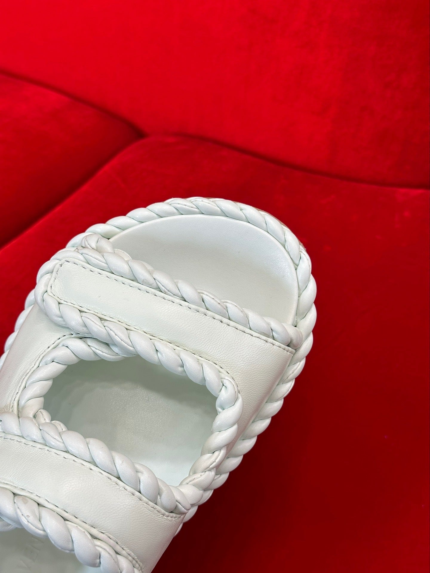 BV SANDALS
