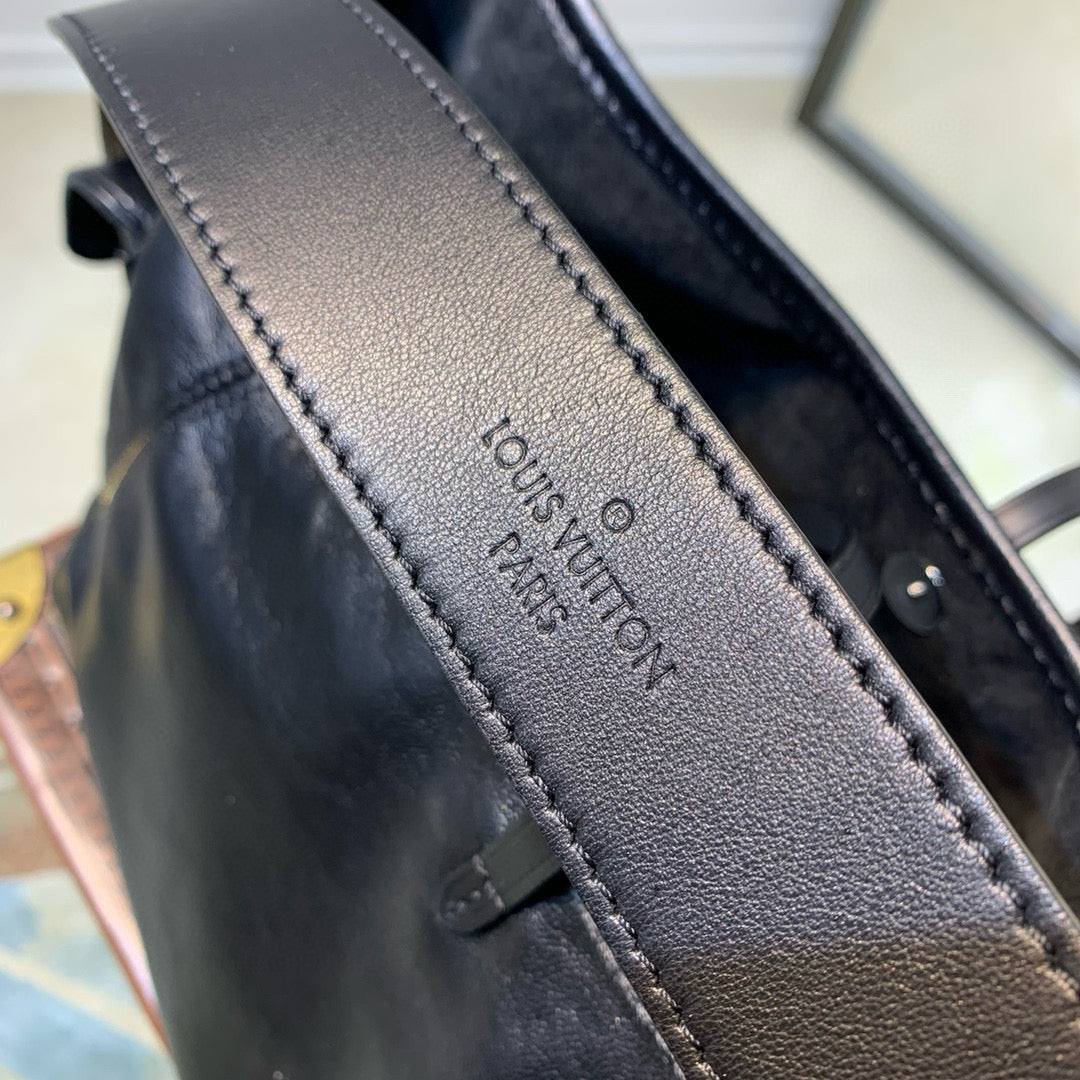 LOU CARRYALL CARGO VIBE PM BAG
