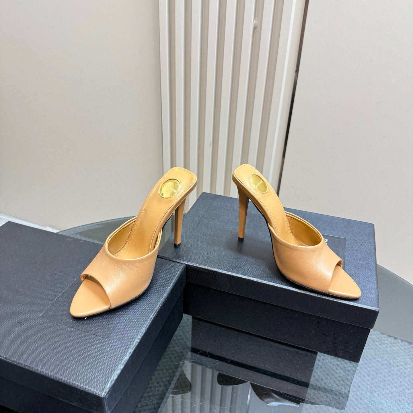 SL HEELS