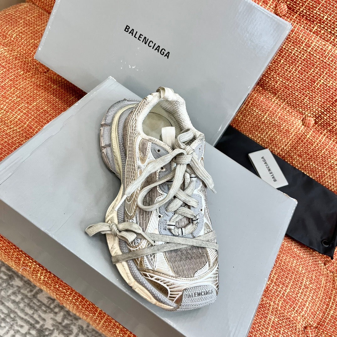 BAL 3XL TRAINERS