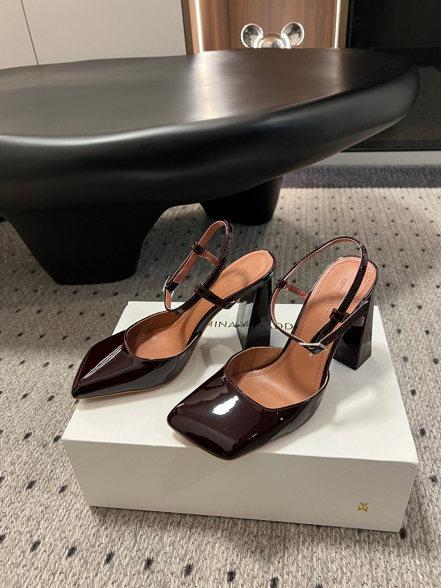 AMINA M HEELS