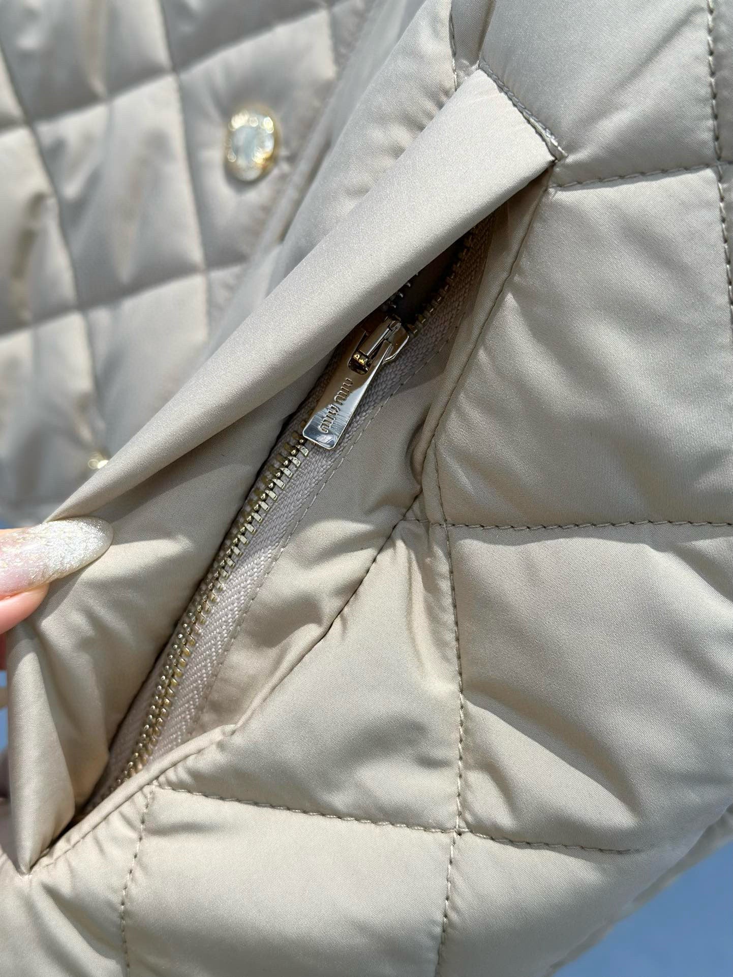 MIU M VEST