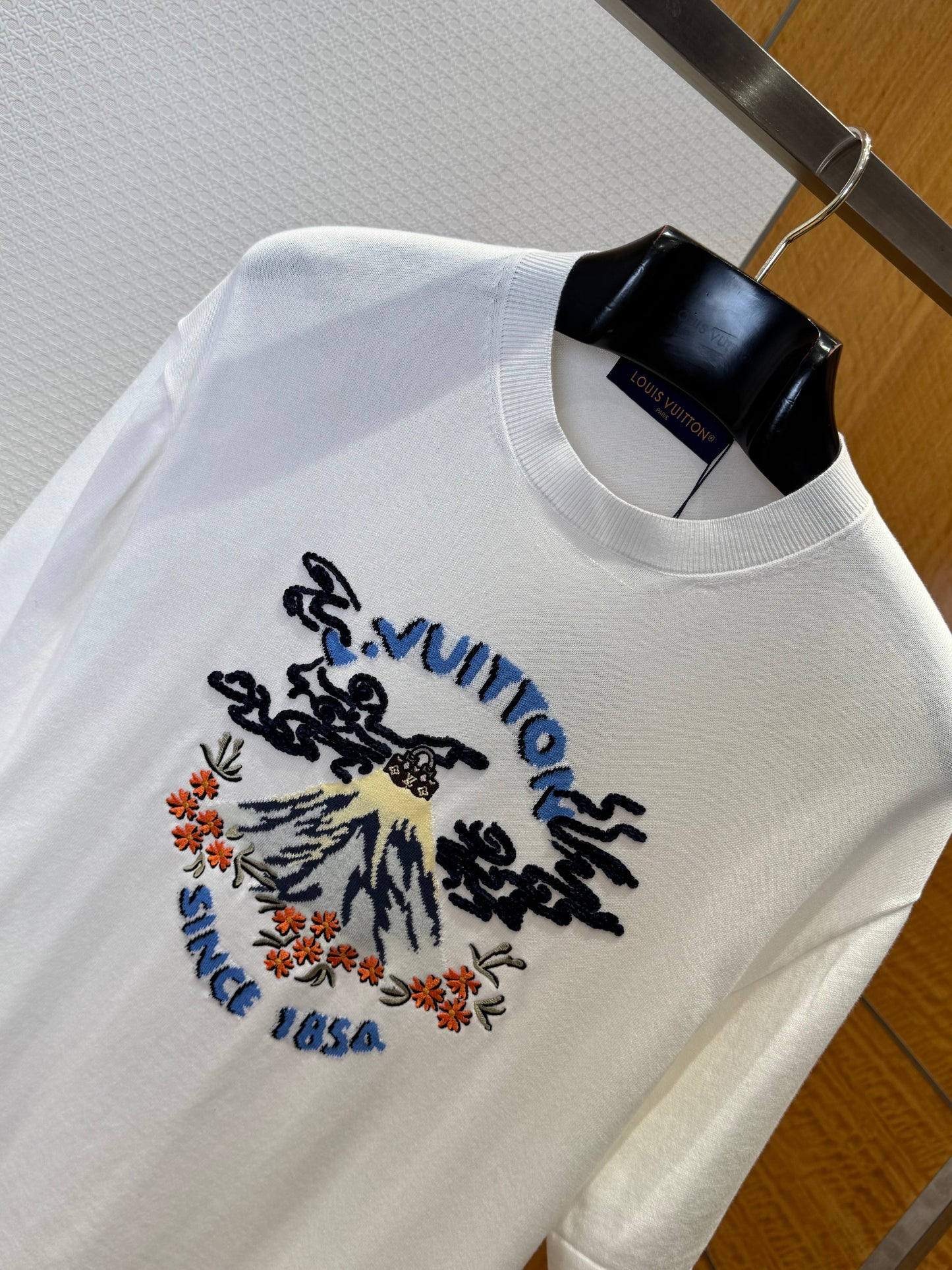 LOU T-SHIRT