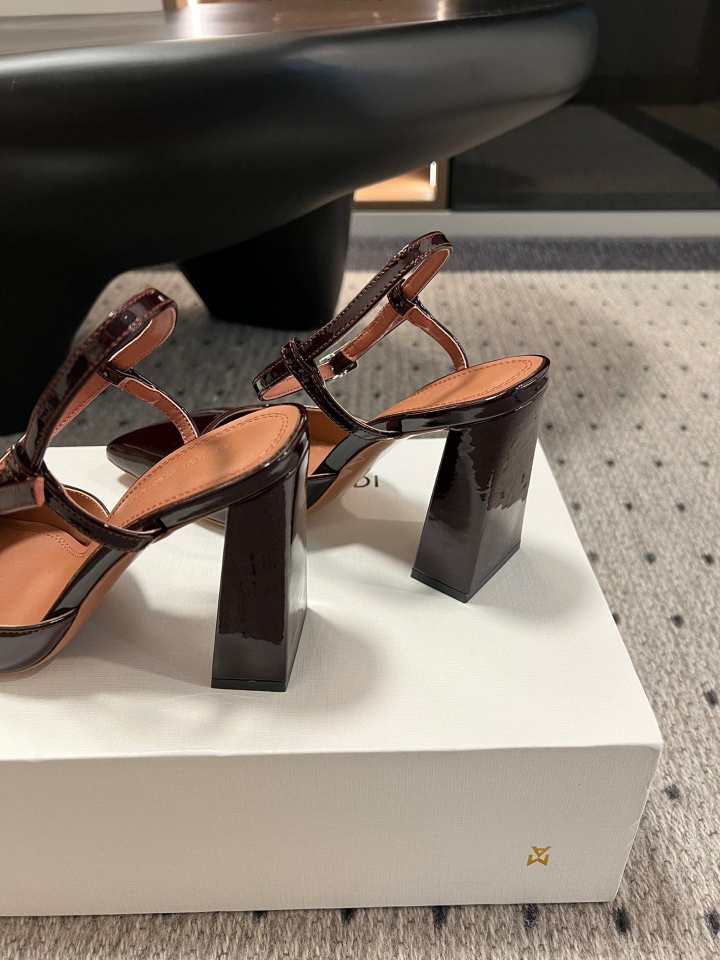 AMINA M HEELS