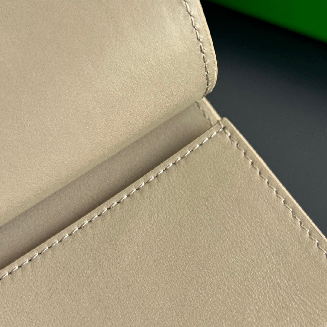 BOTT V SOLSTICE CARD CASE