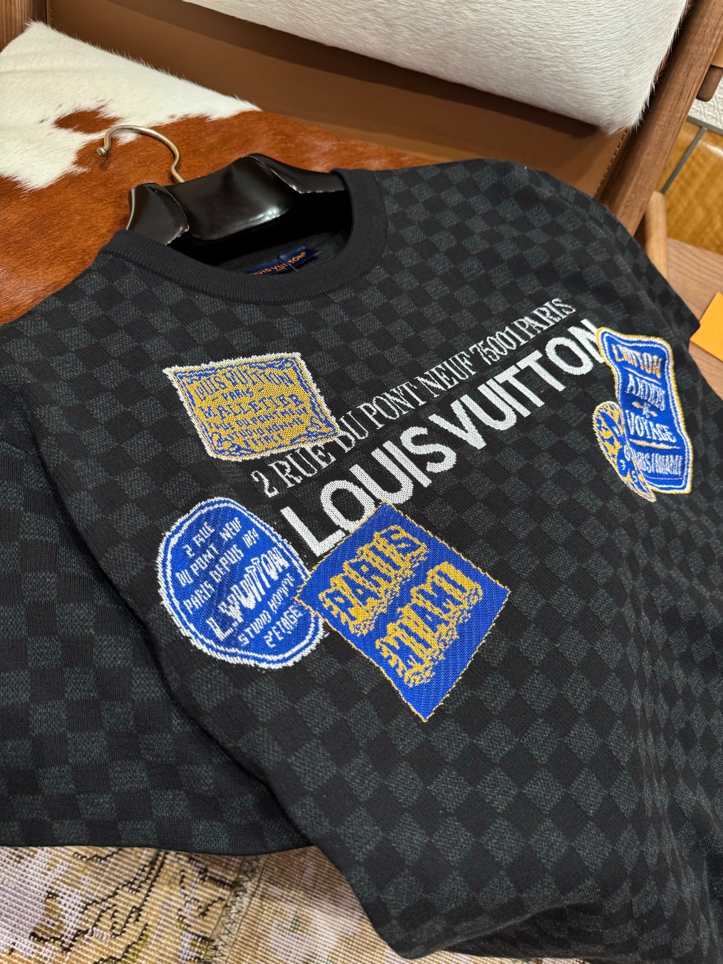 LOU T-SHIRT