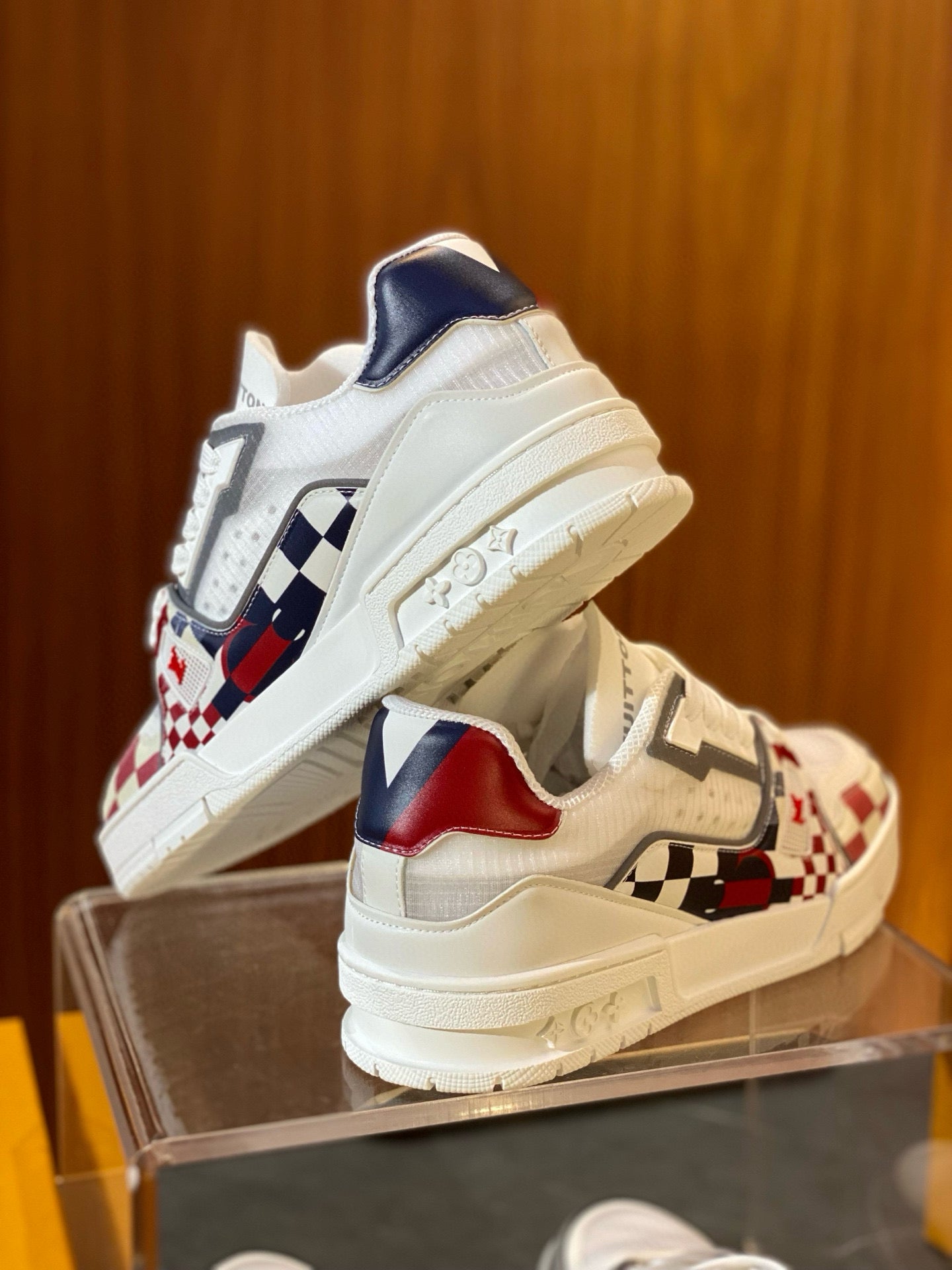 LOU TRAINERS