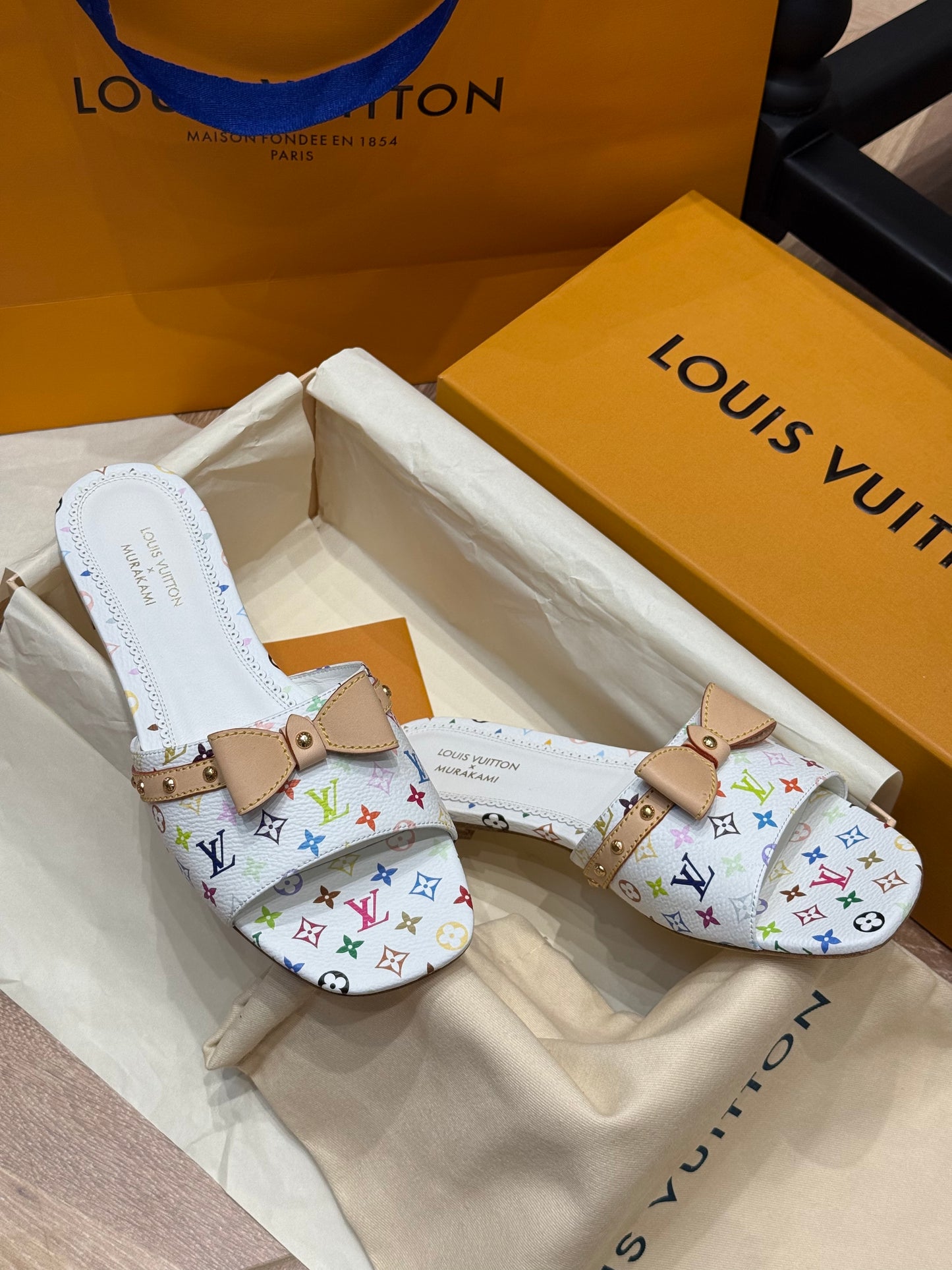 LOU MULES