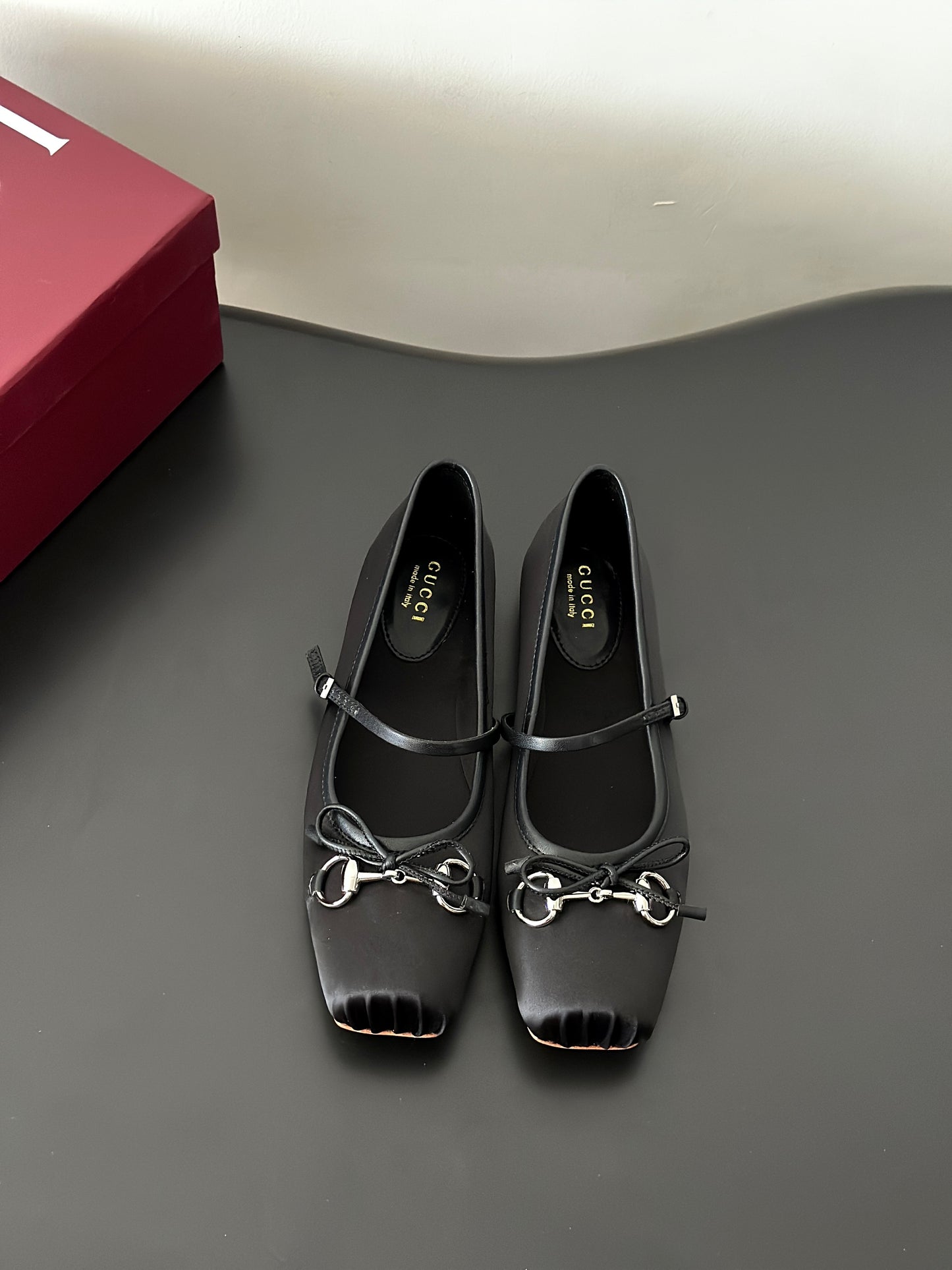 GG BALLET FLATS