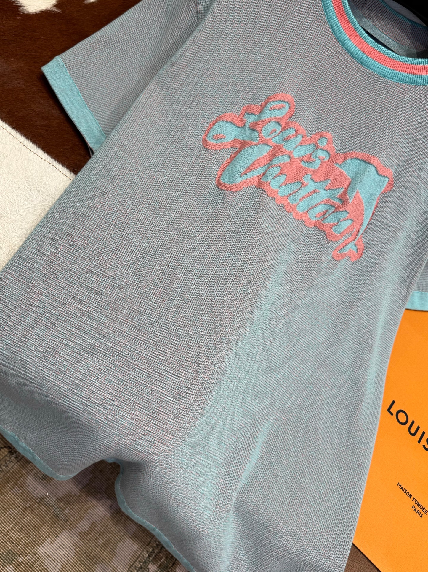 LOU T-SHIRT