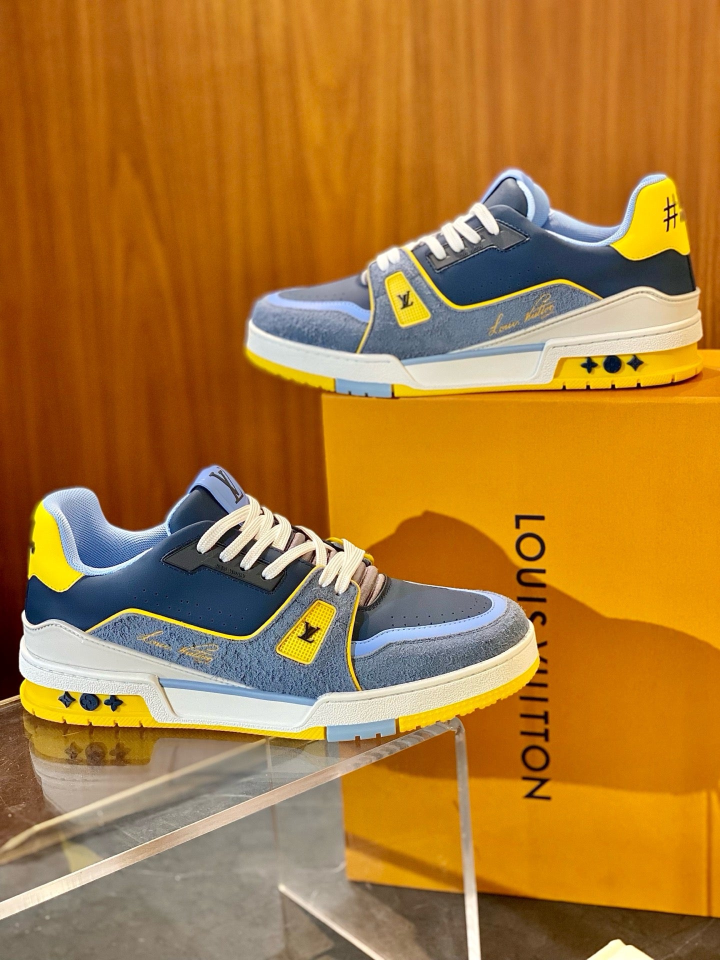 LOU TRAINERS