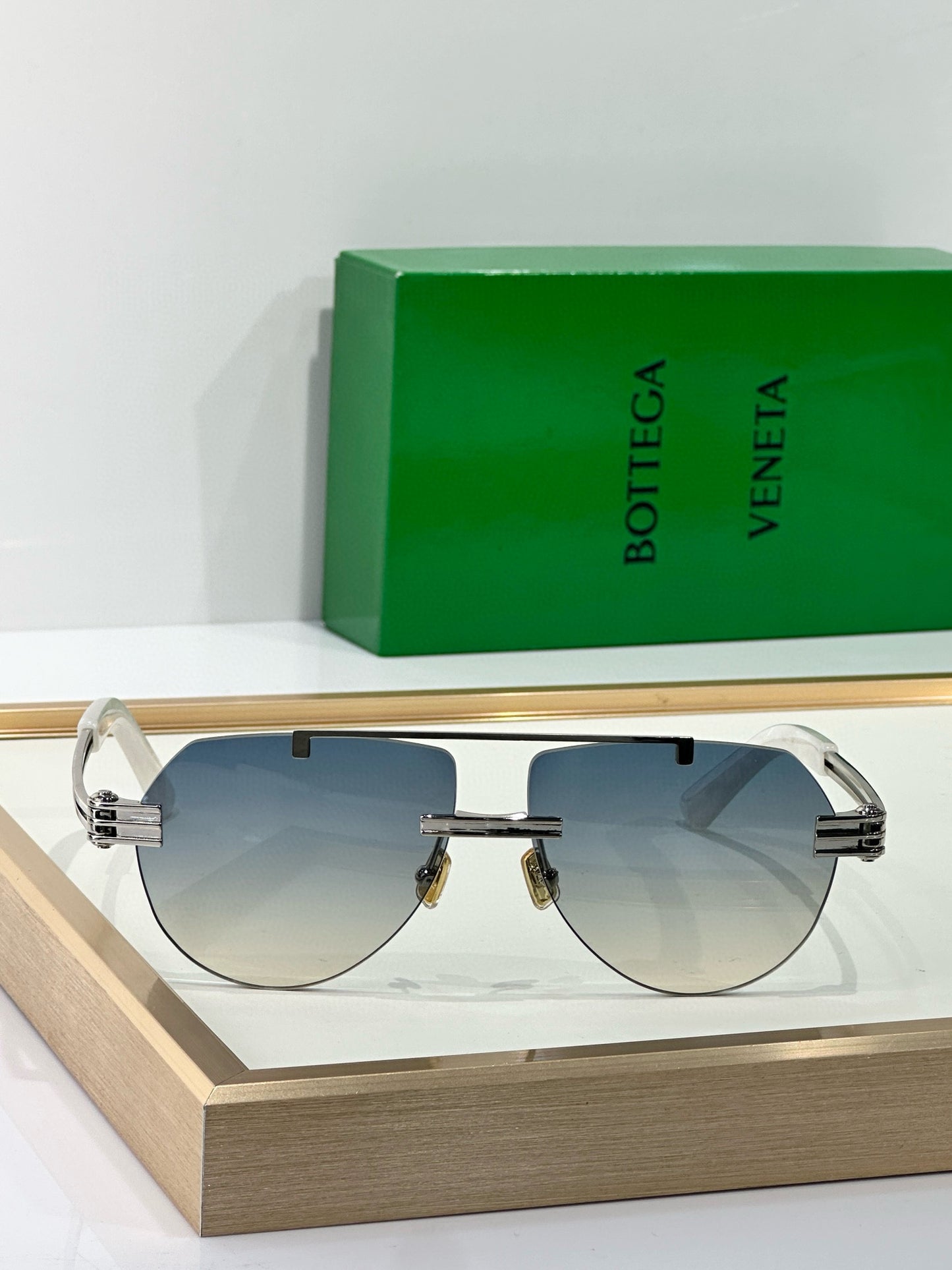 BOTT SUNGLASSES