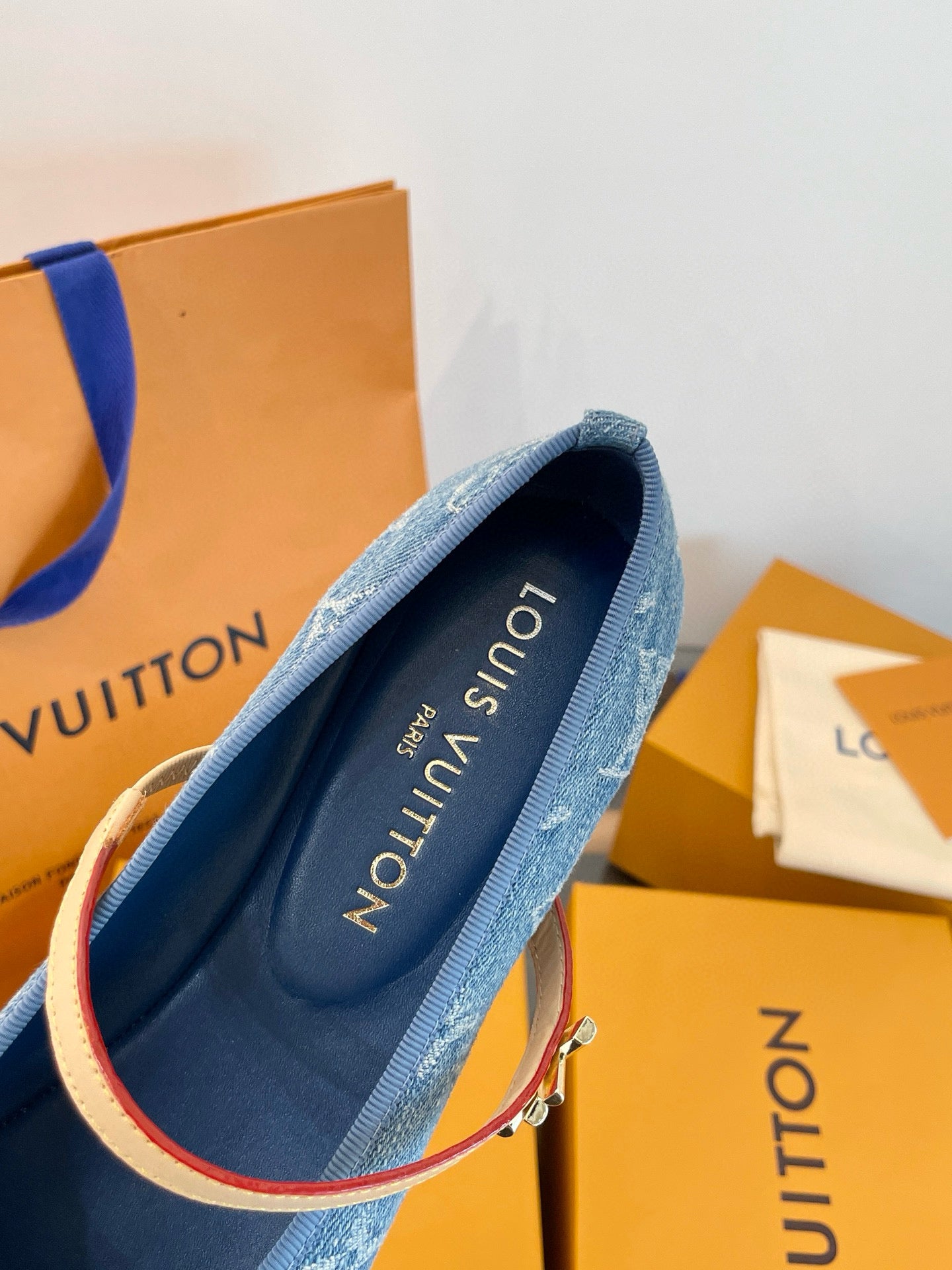 LOU ROMY BALLET FLATS