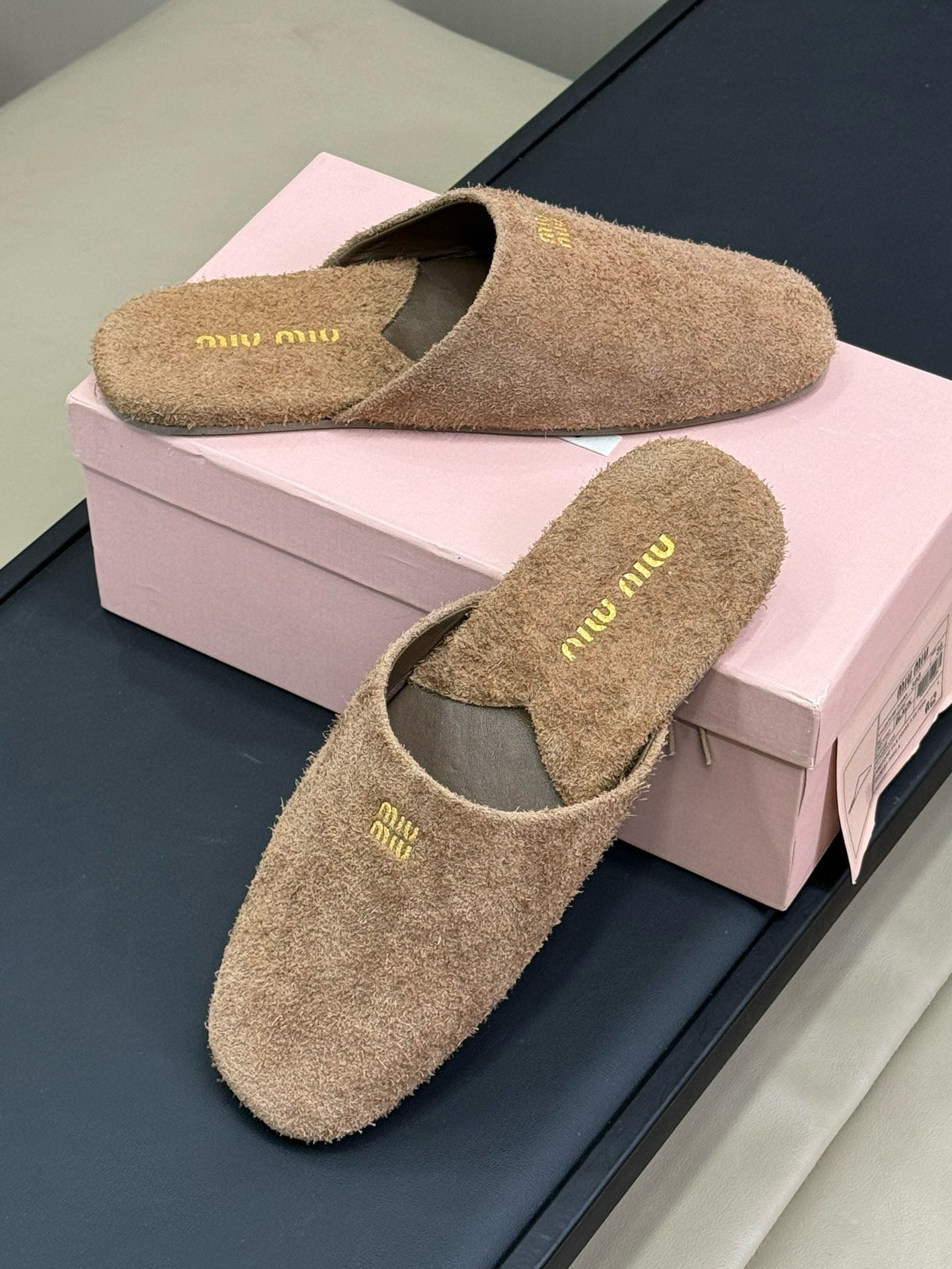 MIU M SLIPPERS