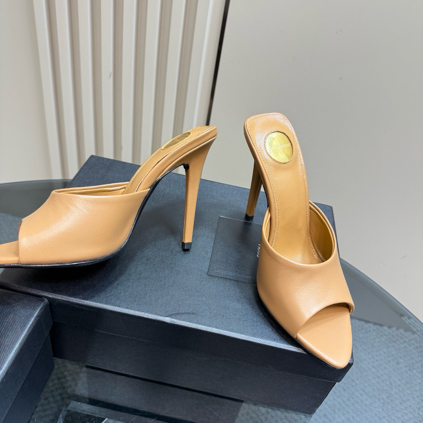 SL HEELS