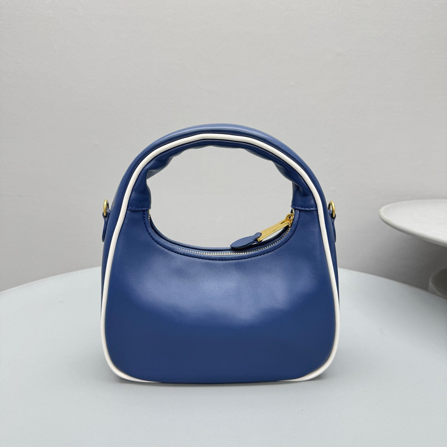 MIU M WANDER BAG