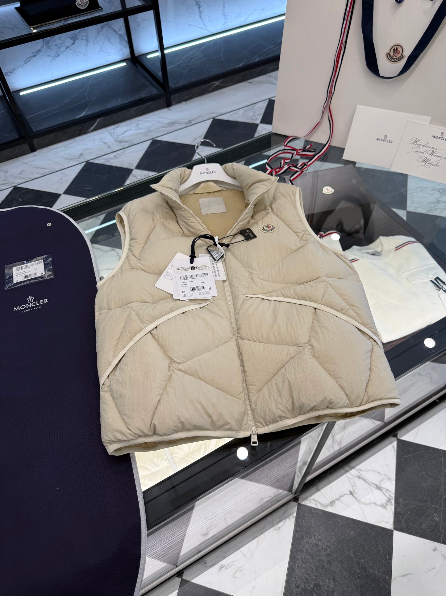 MONC VENDAVEL VEST