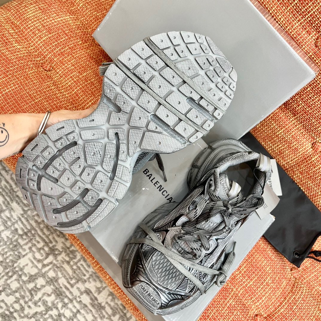 BAL 3XL TRAINERS