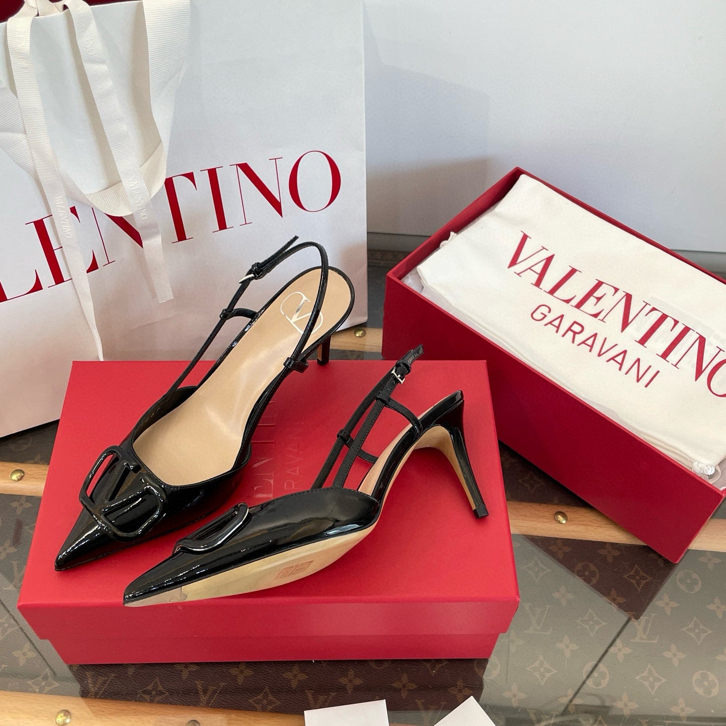 VAL HEELS