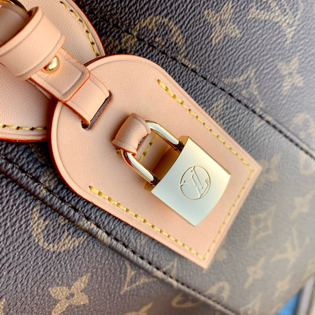 LOU SLOUCHY MM BAG
