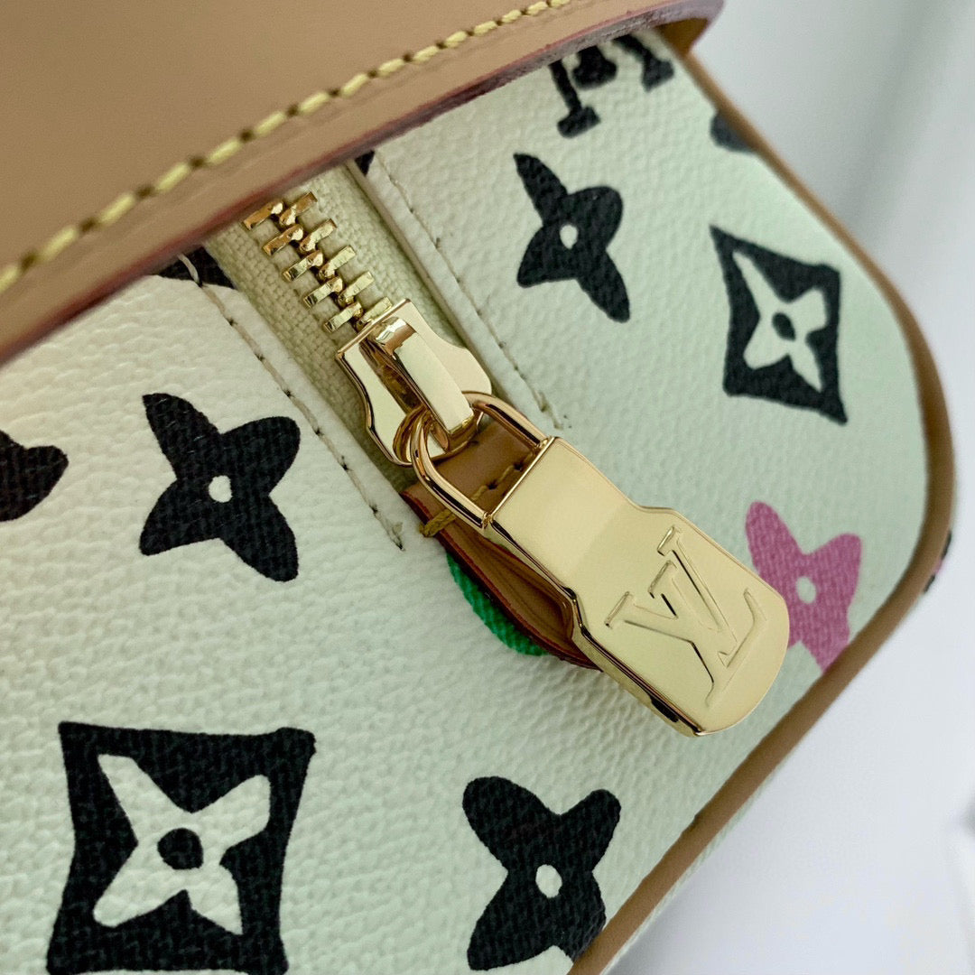 LOU LOCKER DOPP KIT